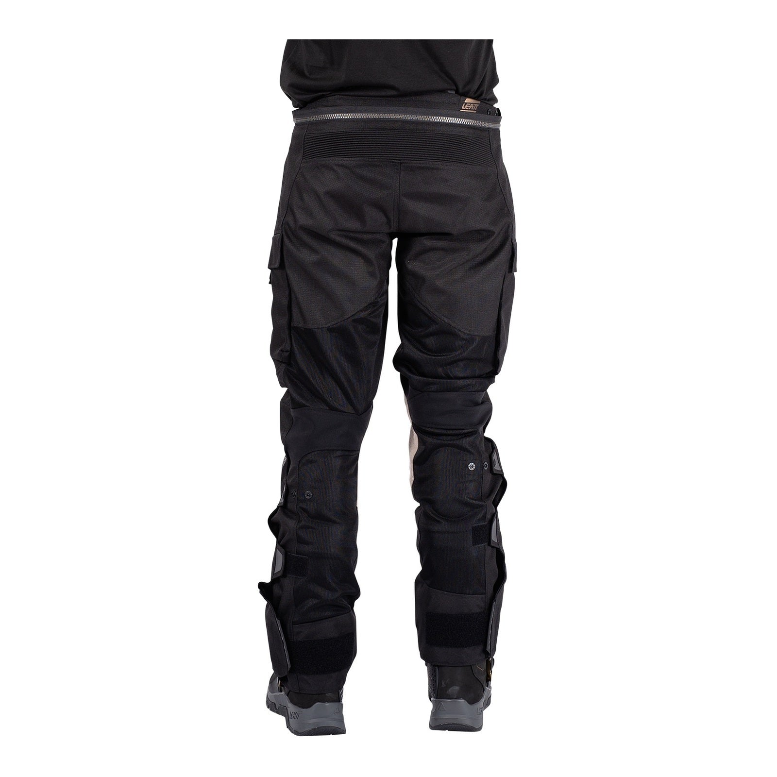 Leatt 5.5 ADV FlowTour Pants (Short) - Stealth (2XL / US38 / EU56) LE5025101441#