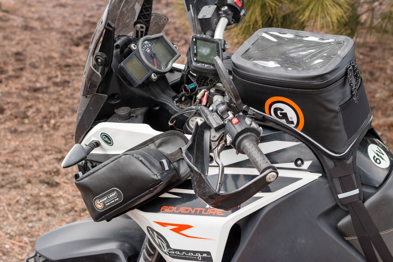 New GIANT LOOP Giant Loop Diablo Tank Bag - Black #GLDTB21B